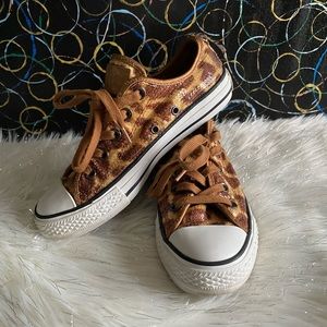 Animal print converse
